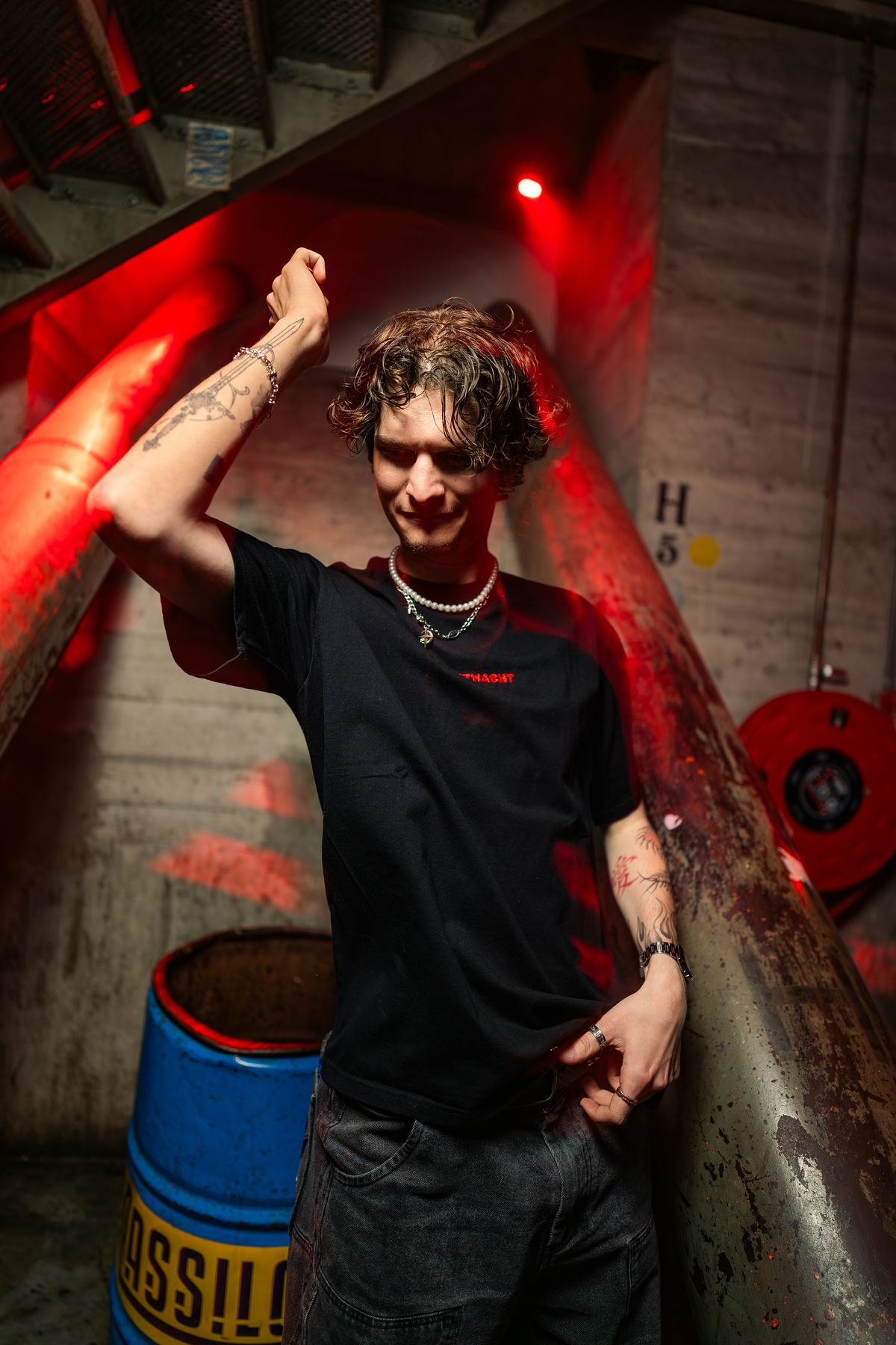 Loading... just a sec